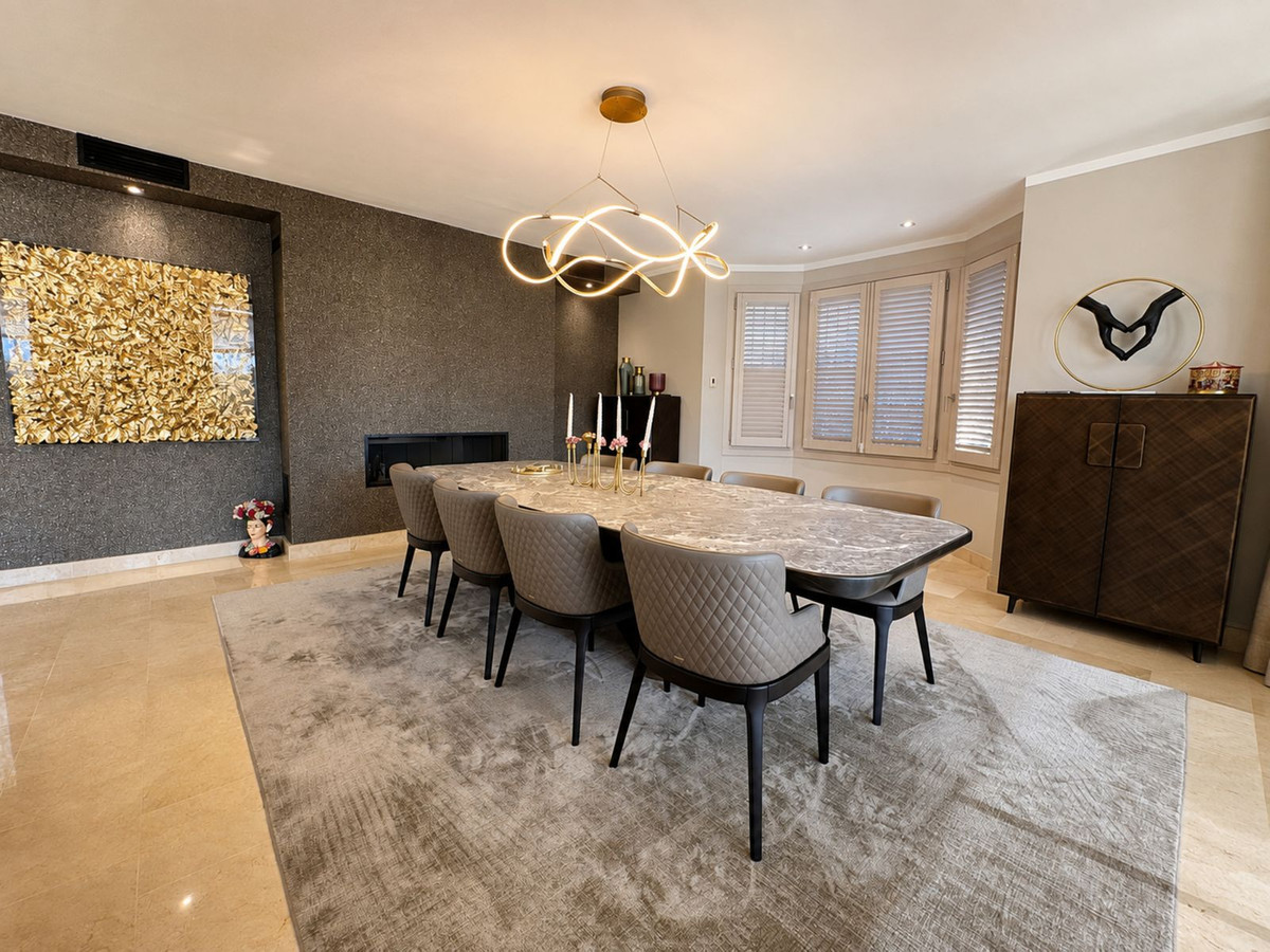 Huis te koop in Los Flamingos | 6 slaapkamers H5467711