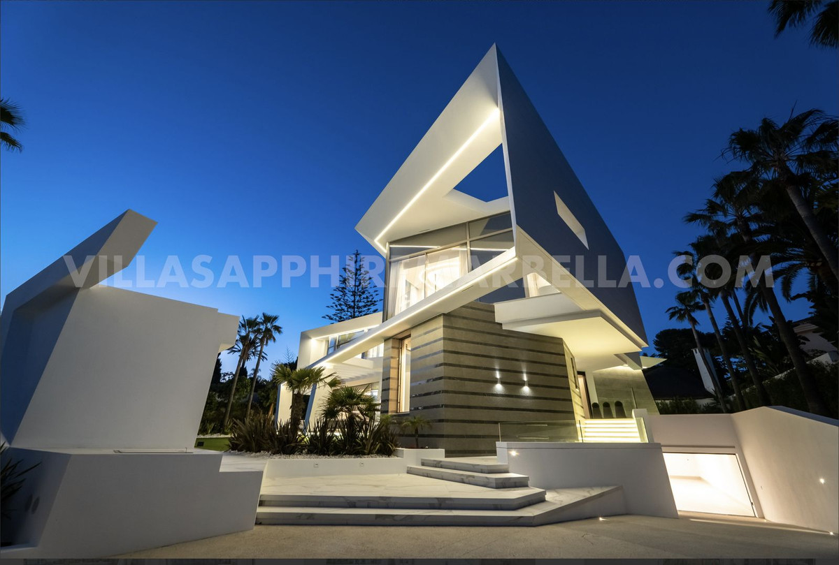Vrijstaande Villa in Los Monteros-3