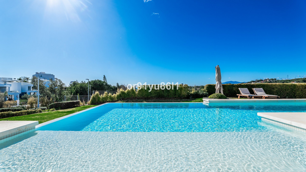 Vrijstaande Villa in Los Monteros-25