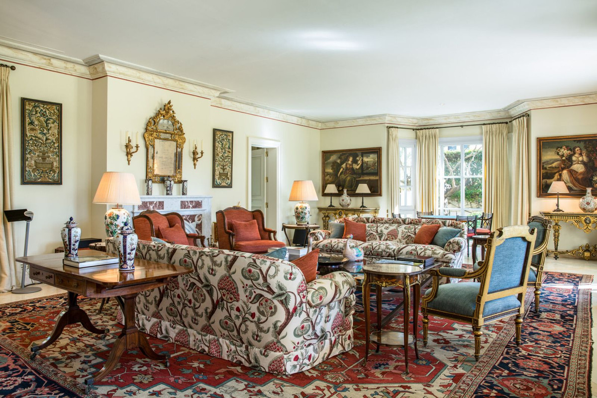 Vrijstaande Villa in Los Monteros-11