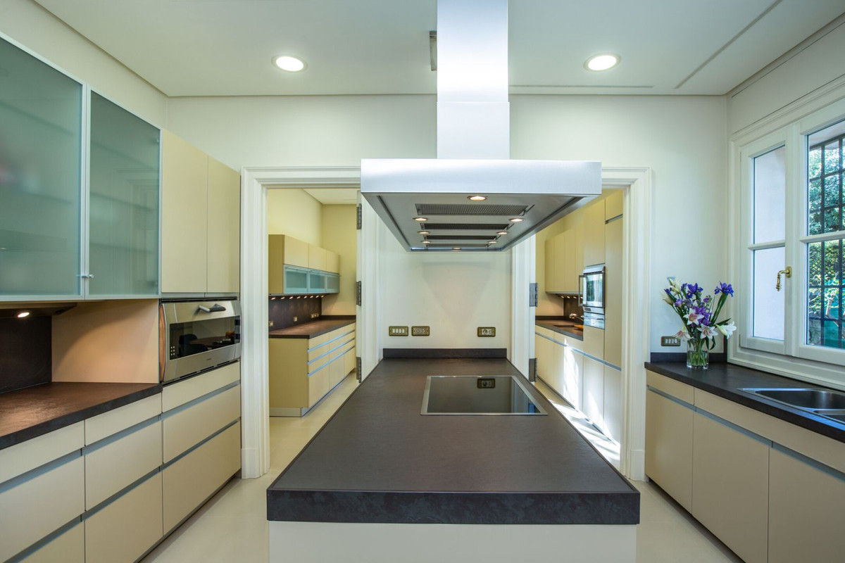 Vrijstaande Villa in Los Monteros-29