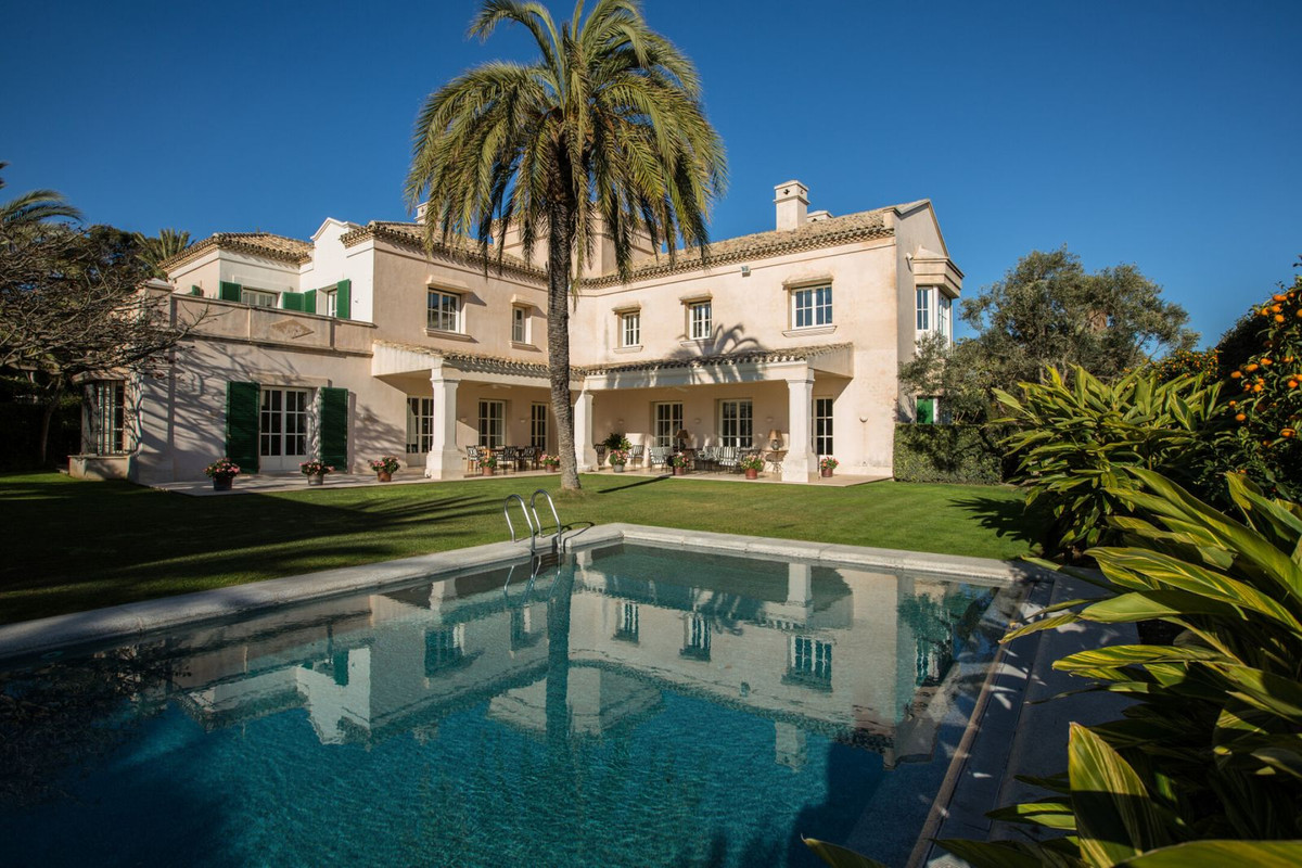 Vrijstaande Villa in Los Monteros-34