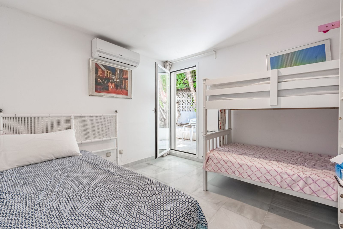 Huis te koop in Los Monteros | 7 slaapkamers H5122906