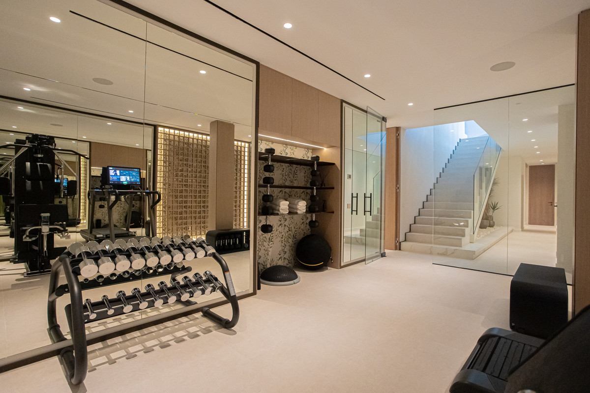 Huis te koop in Los Monteros | 6 slaapkamers H5256361