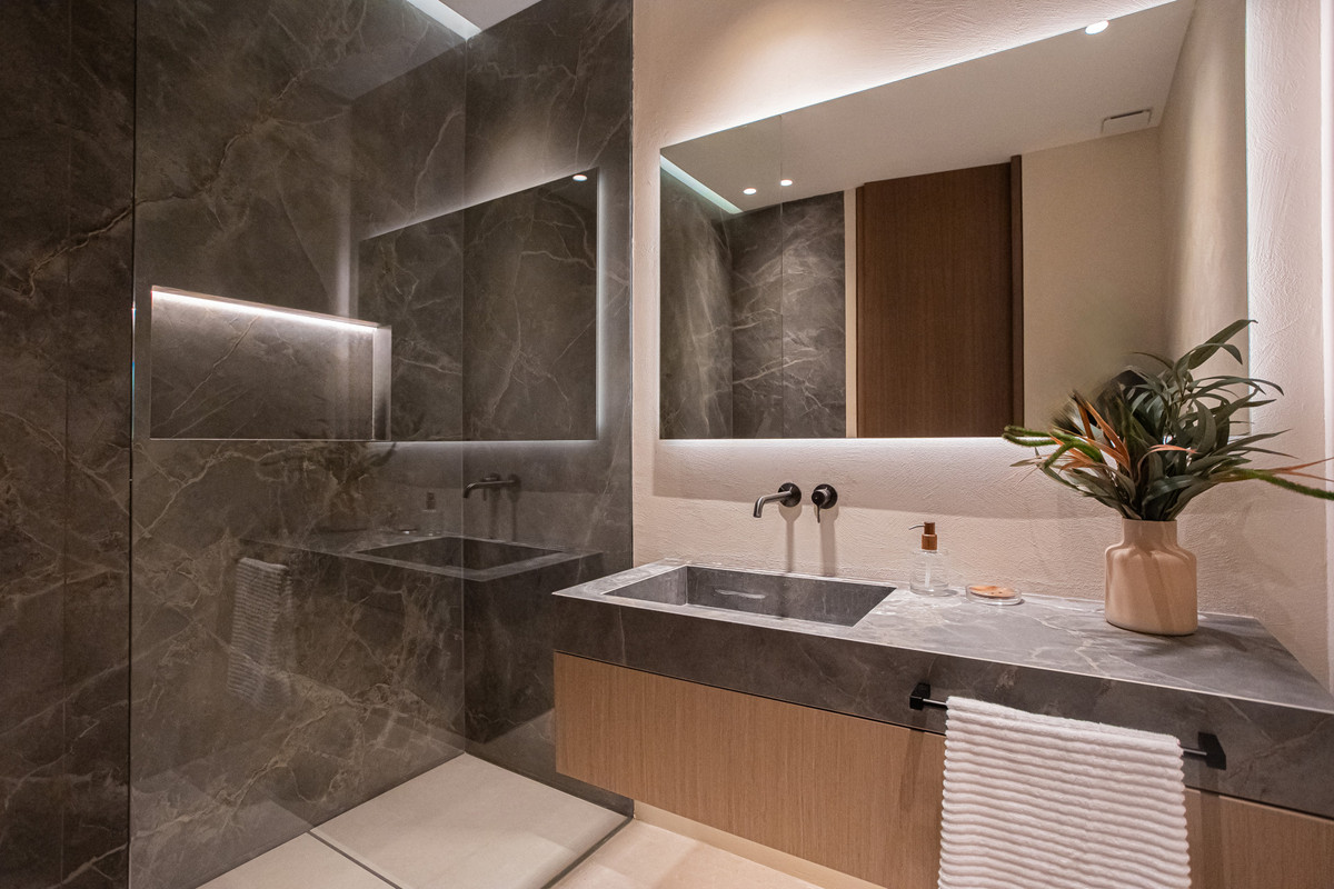 Huis te koop in Los Monteros | 6 slaapkamers H5256361