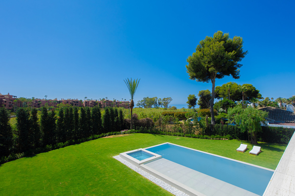 Huis te koop in Los Monteros | 6 slaapkamers H5256361
