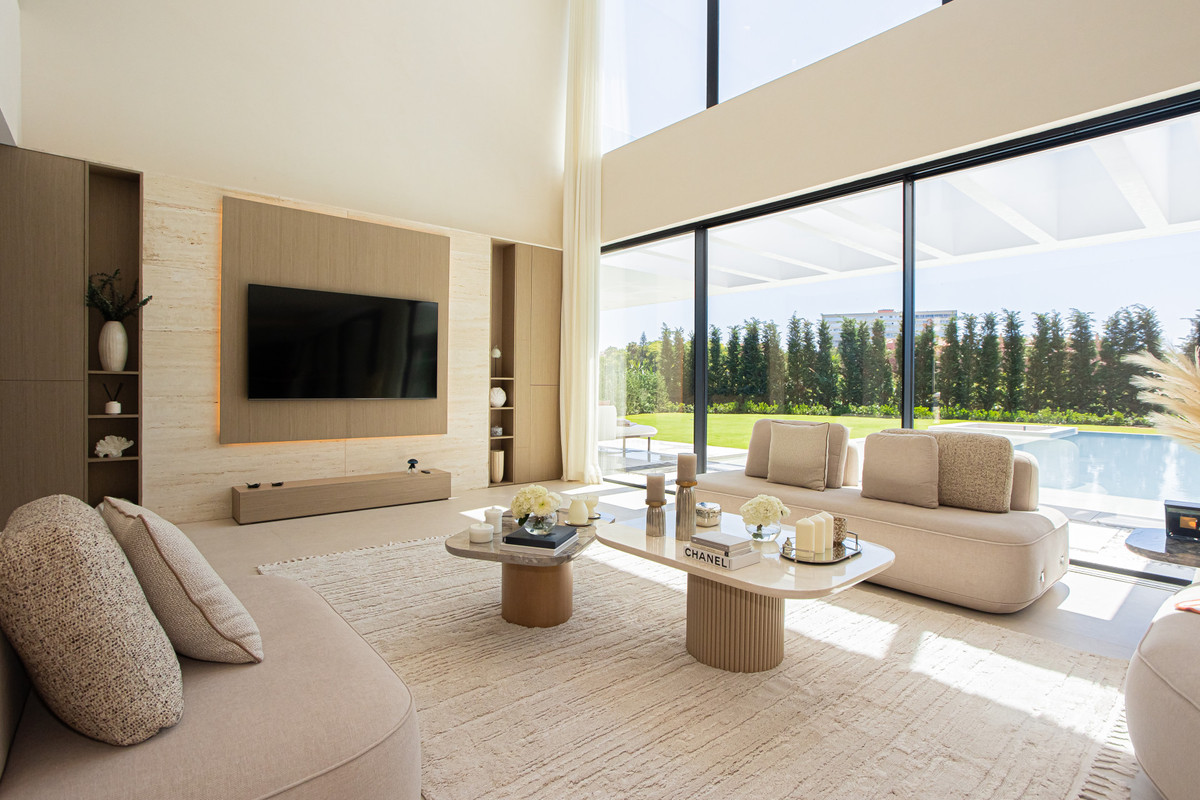 Huis te koop in Los Monteros | 6 slaapkamers H5256361