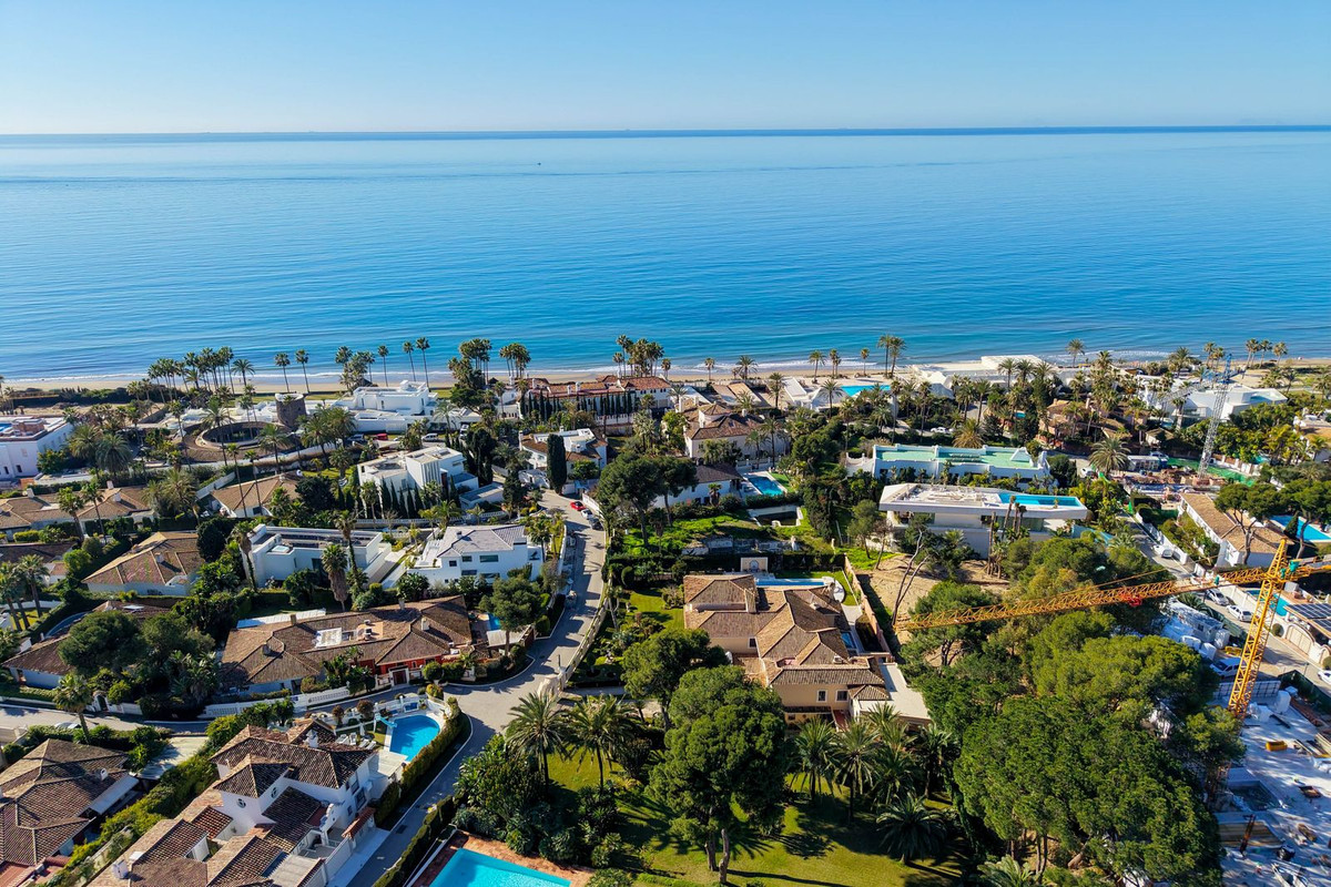 Property main view 80