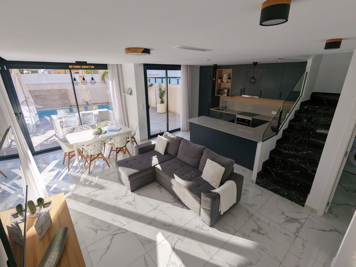 Huis te koop in Los Montesinos | 3 slaapkamers H5292274