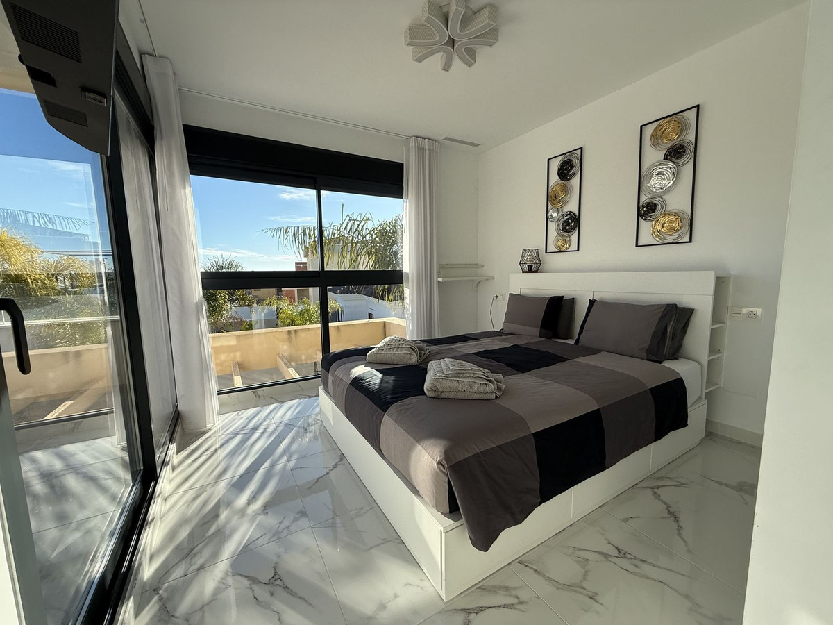 Huis te koop in Los Montesinos | 3 slaapkamers H5292274