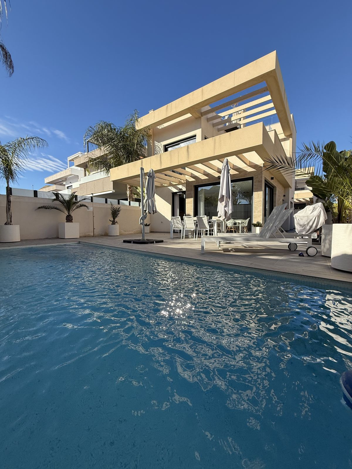 Huis te koop in Los Montesinos | 3 slaapkamers H5292274