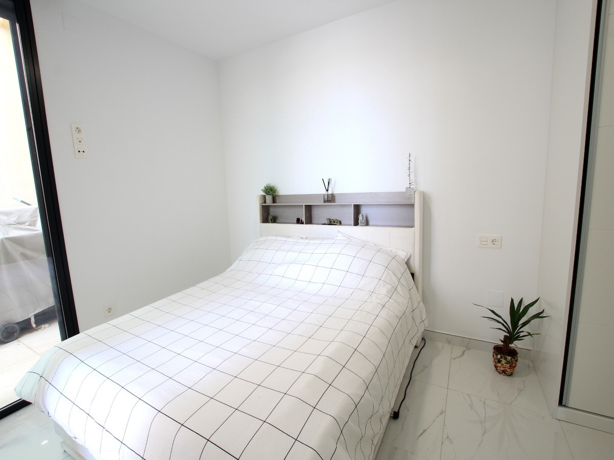 Huis te koop in Los Montesinos | 3 slaapkamers H5303191