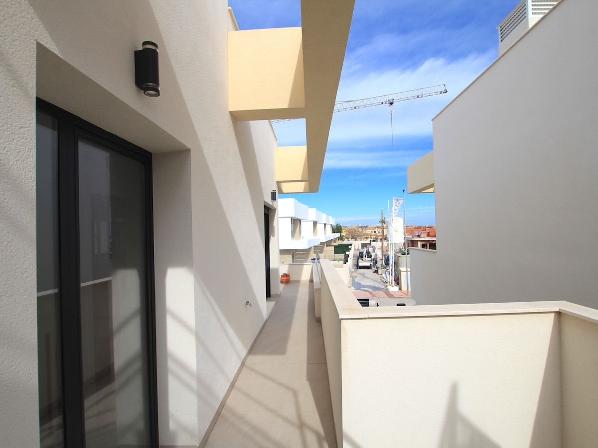 Huis te koop in Los Montesinos | 3 slaapkamers H5303191