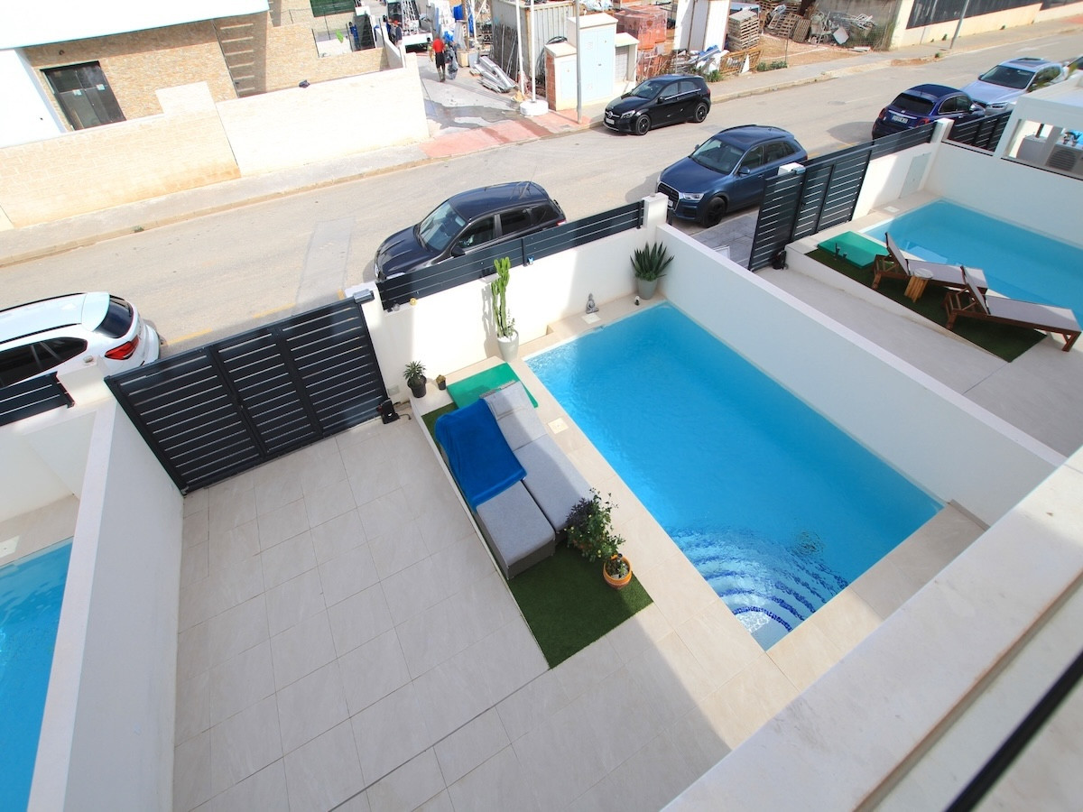 Huis te koop in Los Montesinos | 3 slaapkamers H5303191