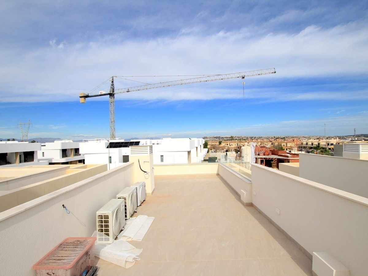 Huis te koop in Los Montesinos | 3 slaapkamers H5303191