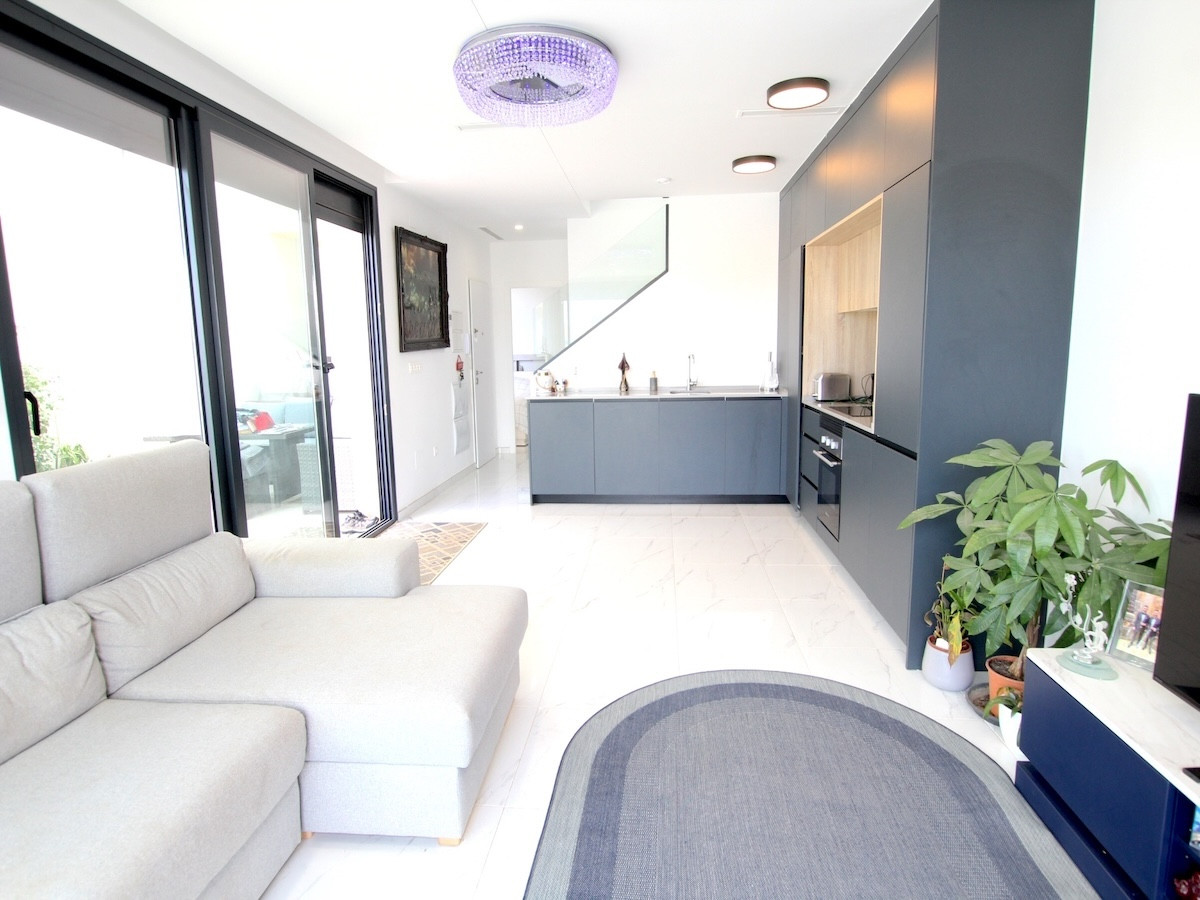 Huis te koop in Los Montesinos | 3 slaapkamers H5303191