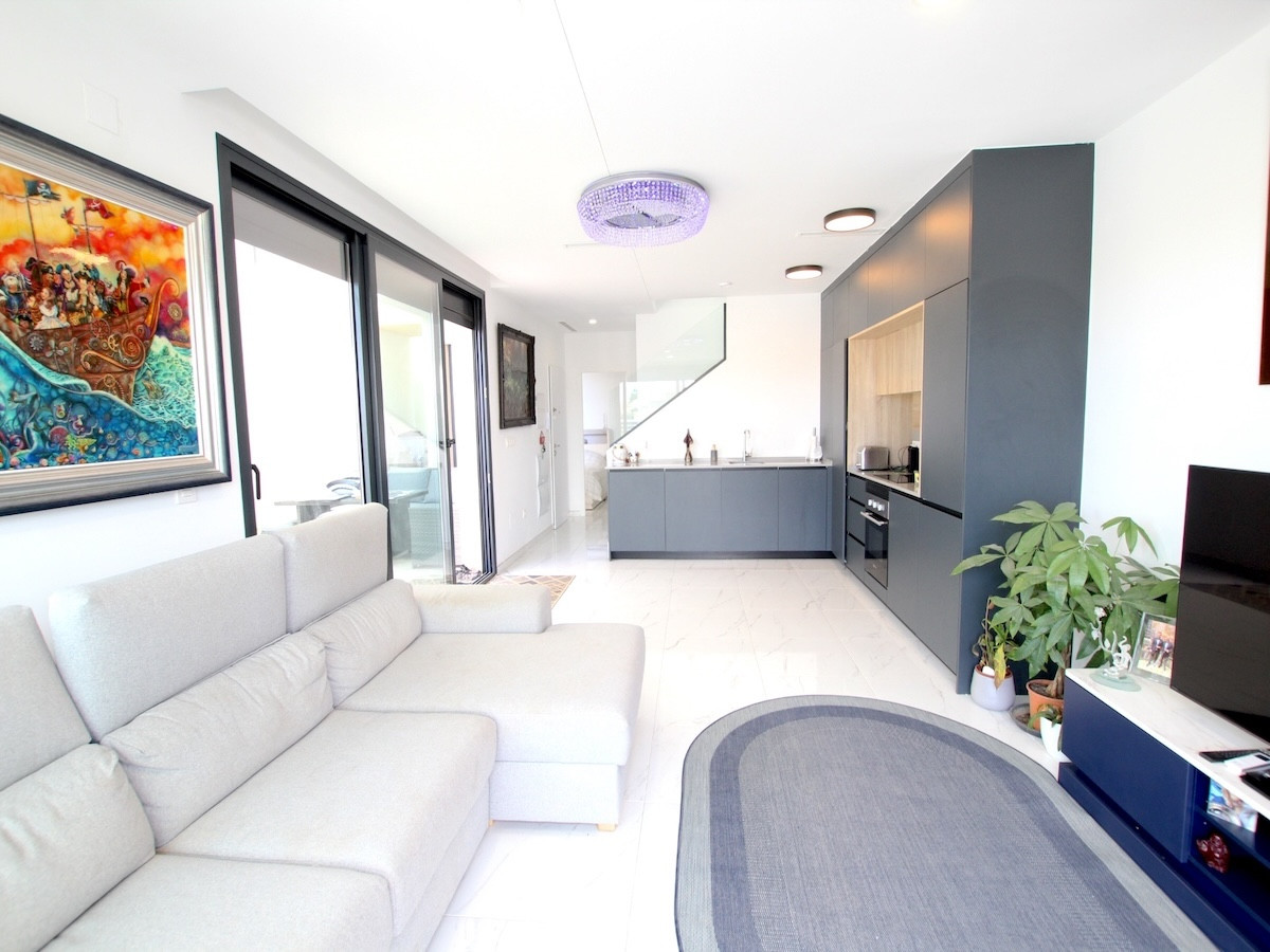 Huis te koop in Los Montesinos | 3 slaapkamers H5303191