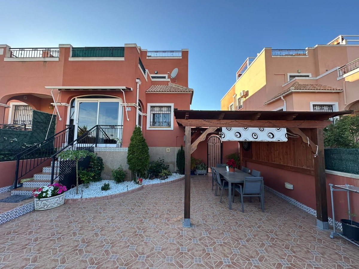 Huis te koop in Los Montesinos | 3 slaapkamers H5315458