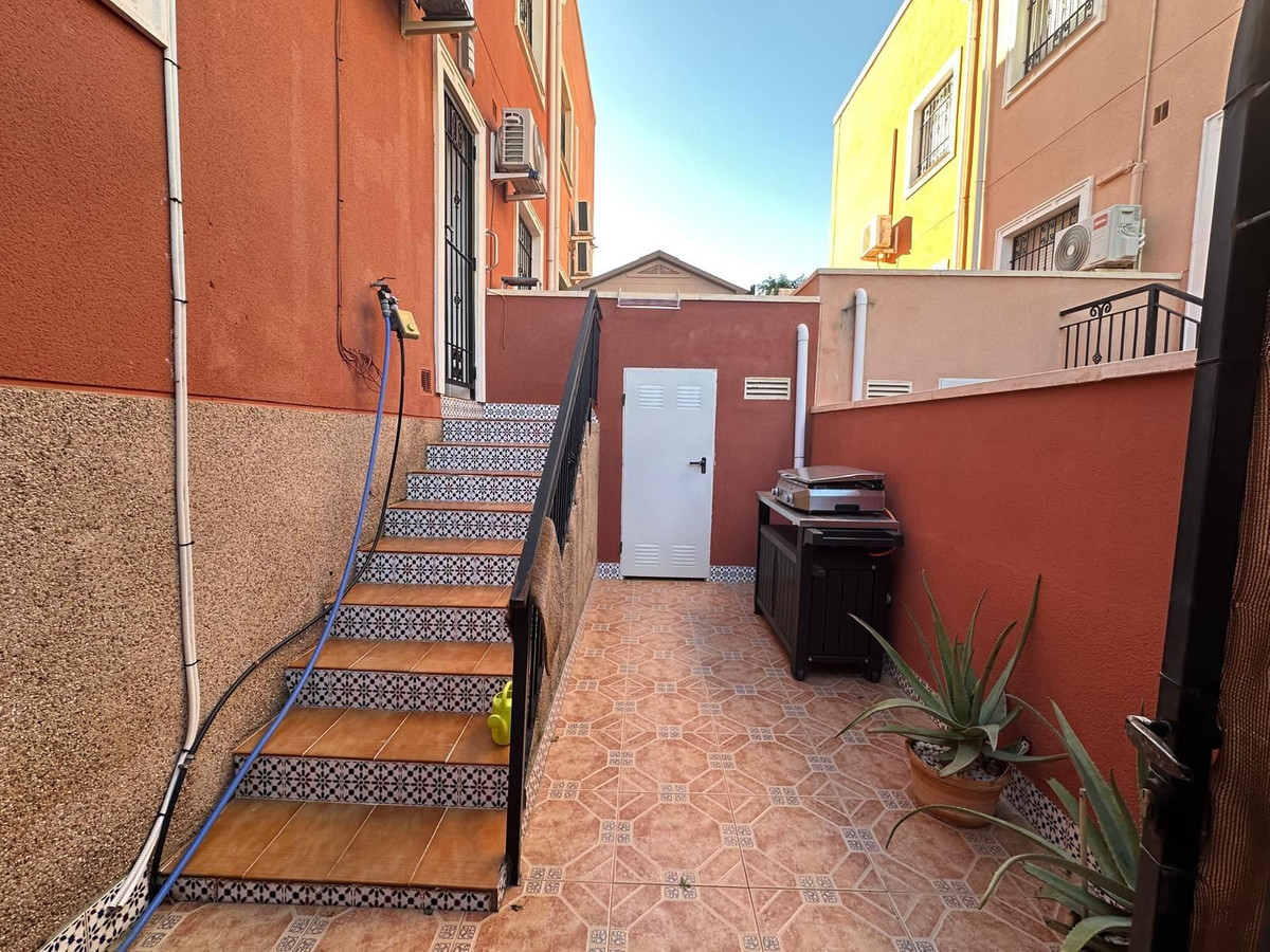 Huis te koop in Los Montesinos | 3 slaapkamers H5315458