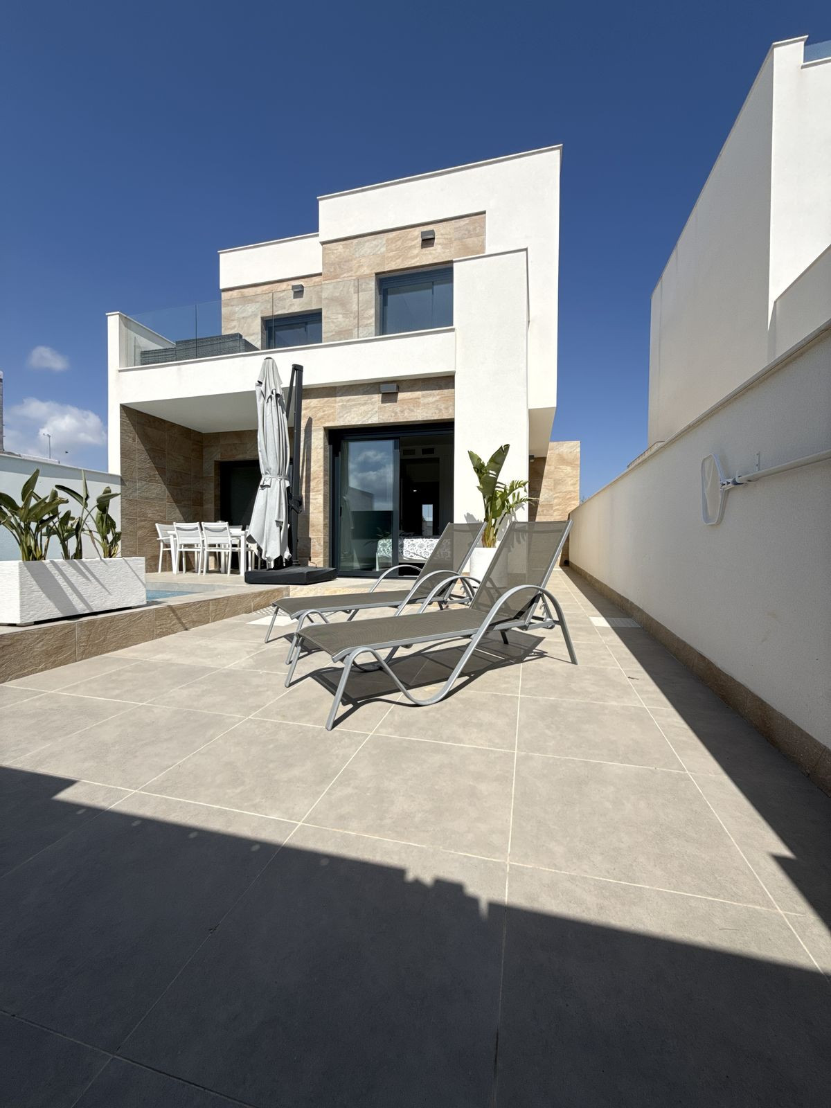 Property main view 14