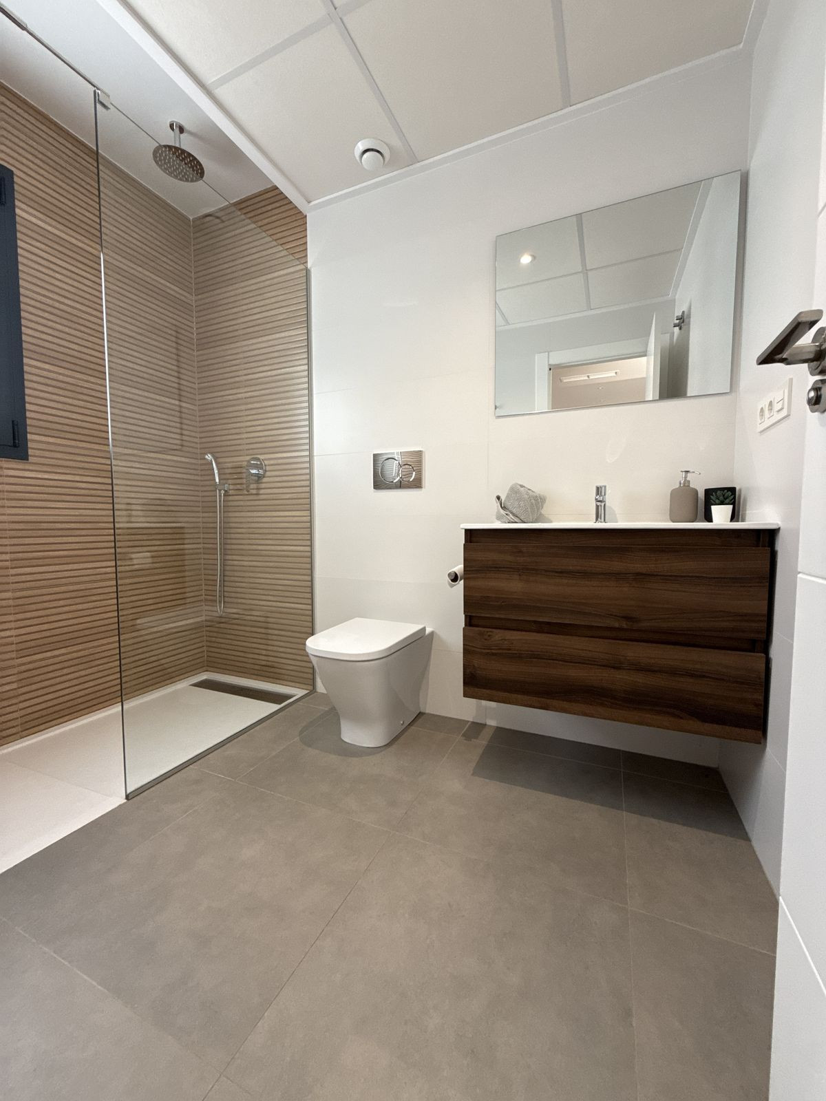 Property main view 52