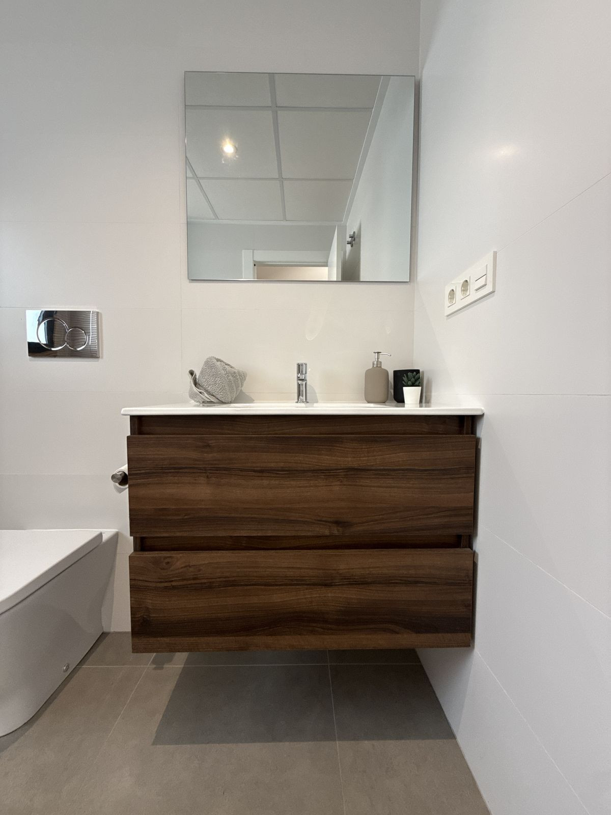 Property main view 54