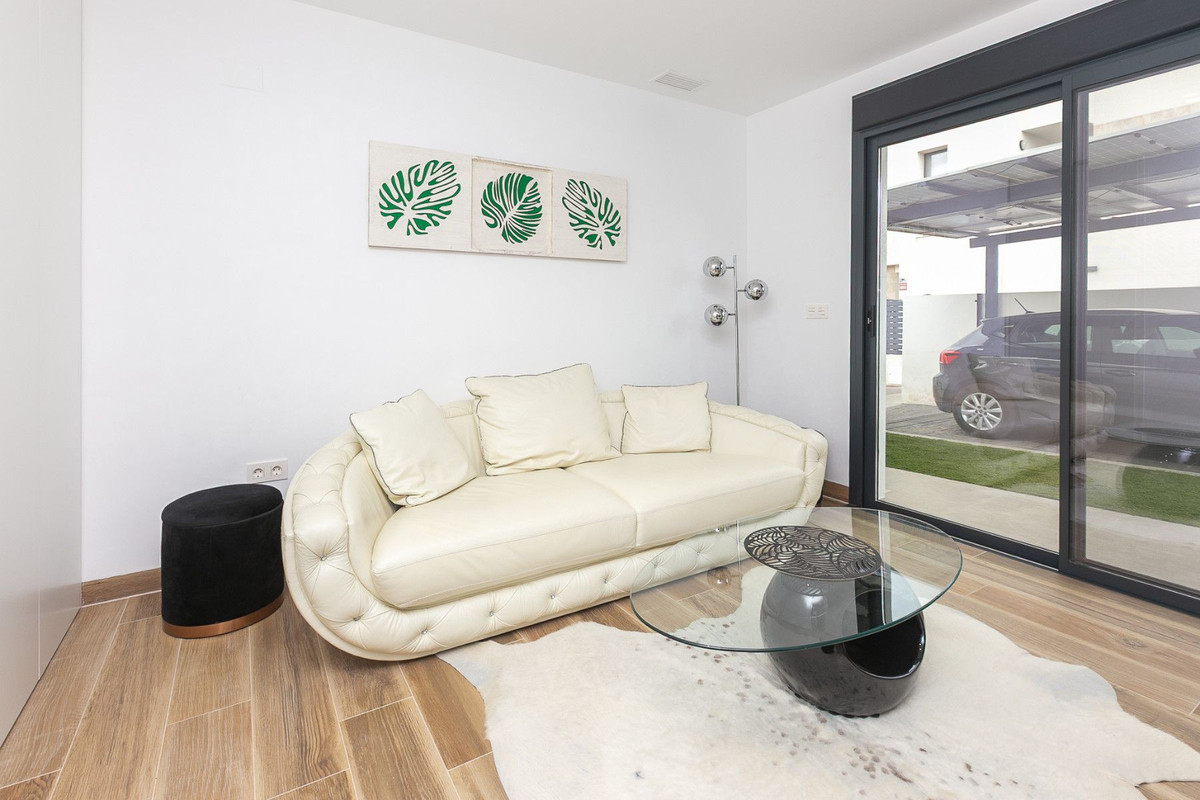 Huis te koop in Los Montesinos | 2 slaapkamers H5378398