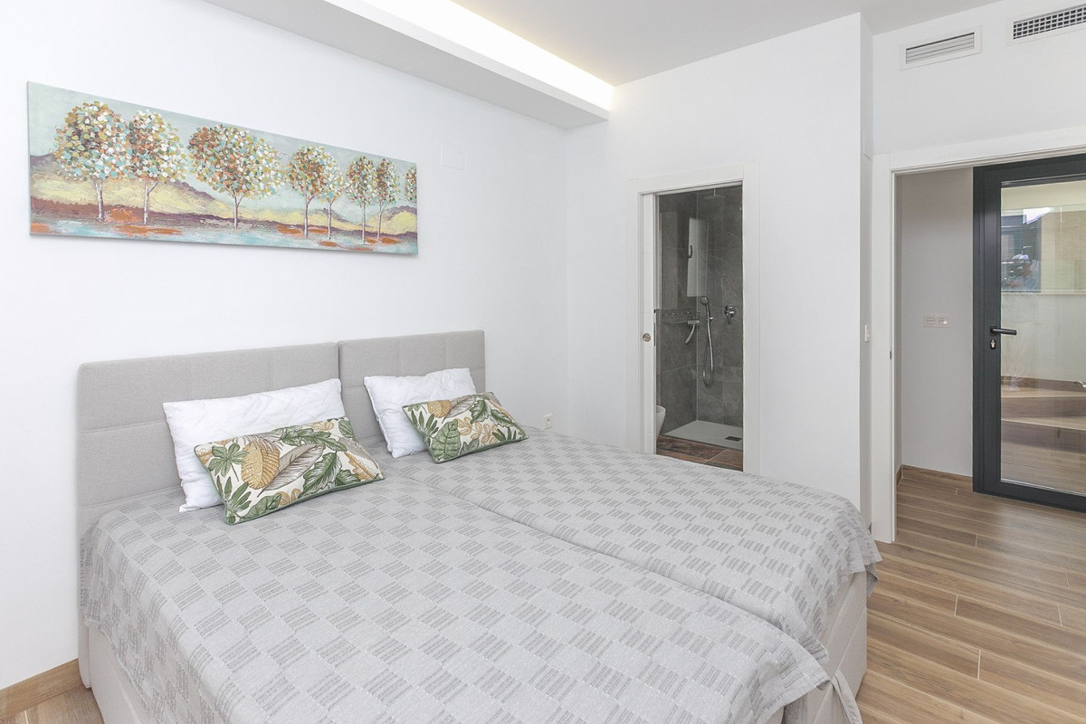 Huis te koop in Los Montesinos | 2 slaapkamers H5378398