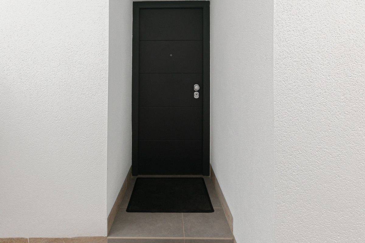 Huis te koop in Los Montesinos | 2 slaapkamers H5378398