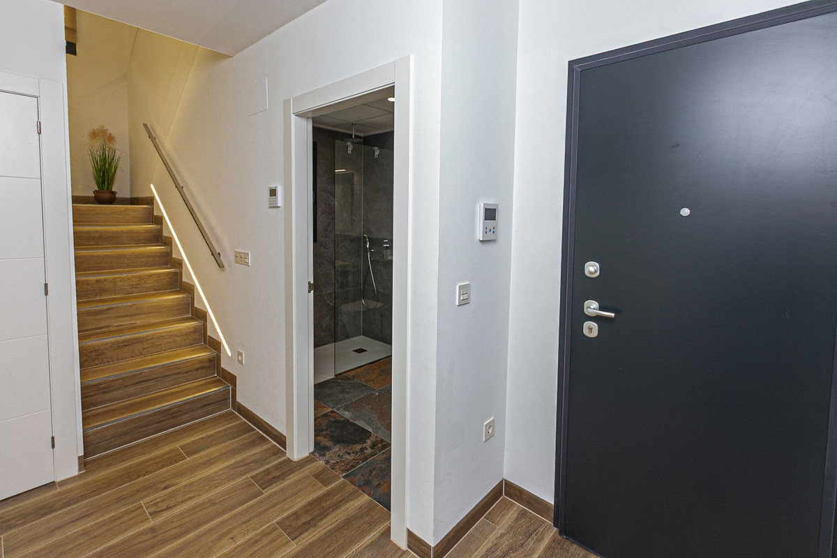 Huis te koop in Los Montesinos | 2 slaapkamers H5378398