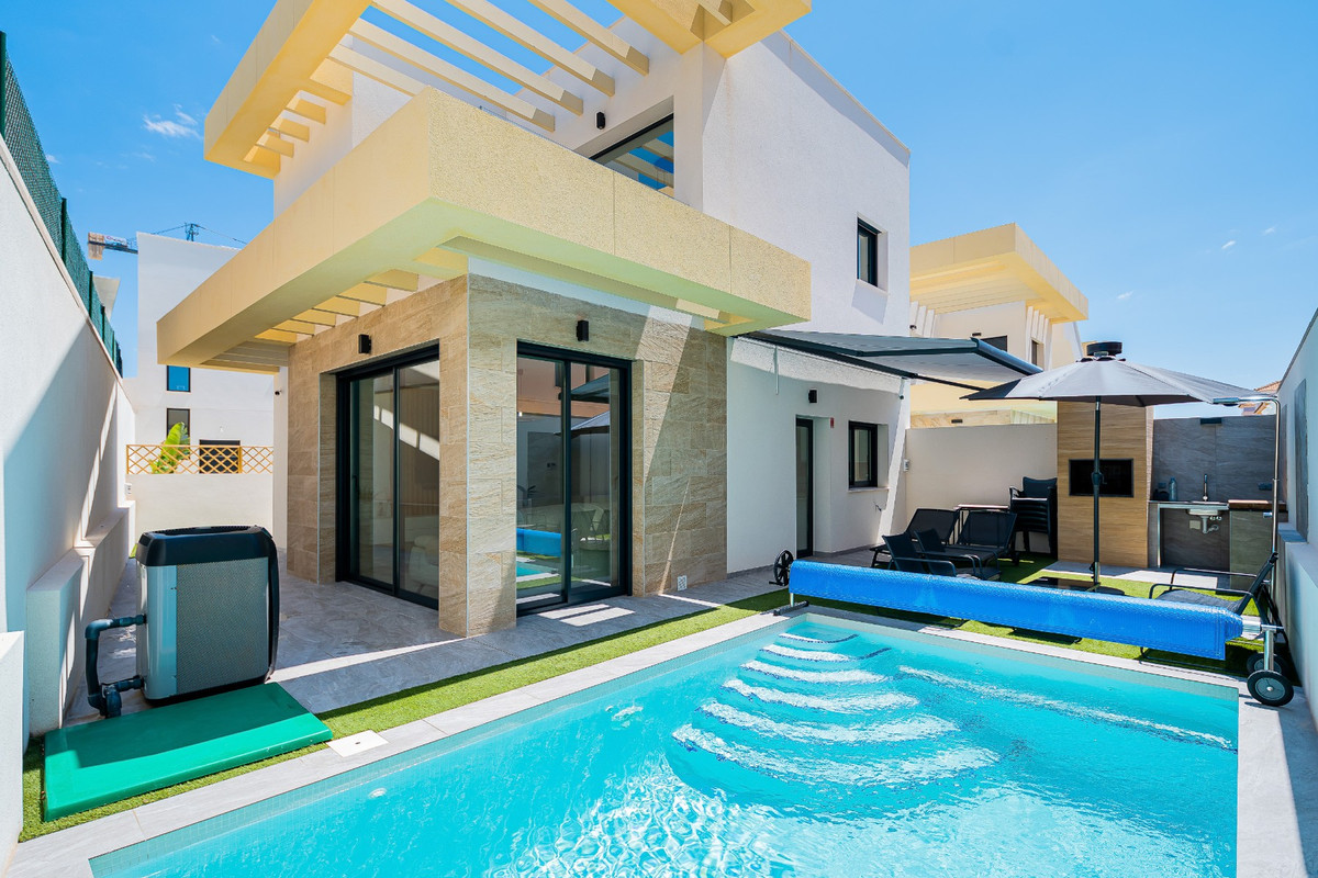 Huis te koop in Los Montesinos | 3 slaapkamers H5400874