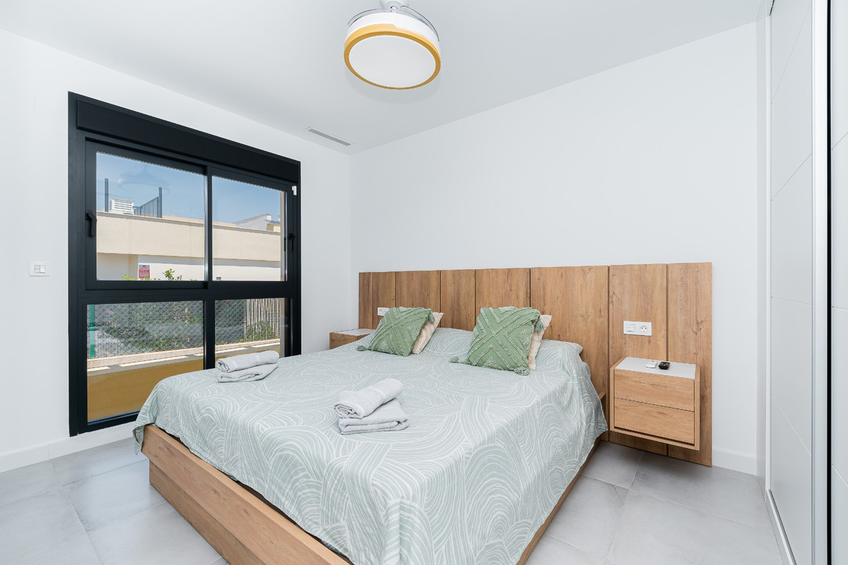 Huis te koop in Los Montesinos | 3 slaapkamers H5400874