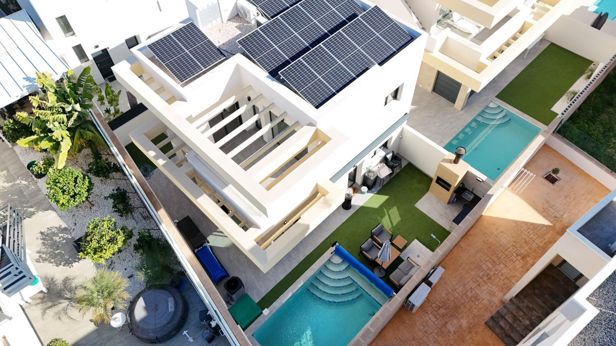 Huis te koop in Los Montesinos | 3 slaapkamers H5400874