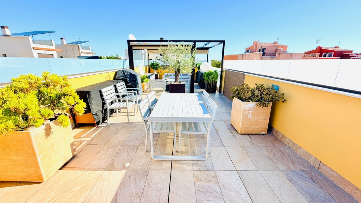 Huis te koop in Los Montesinos | 3 slaapkamers H5497093