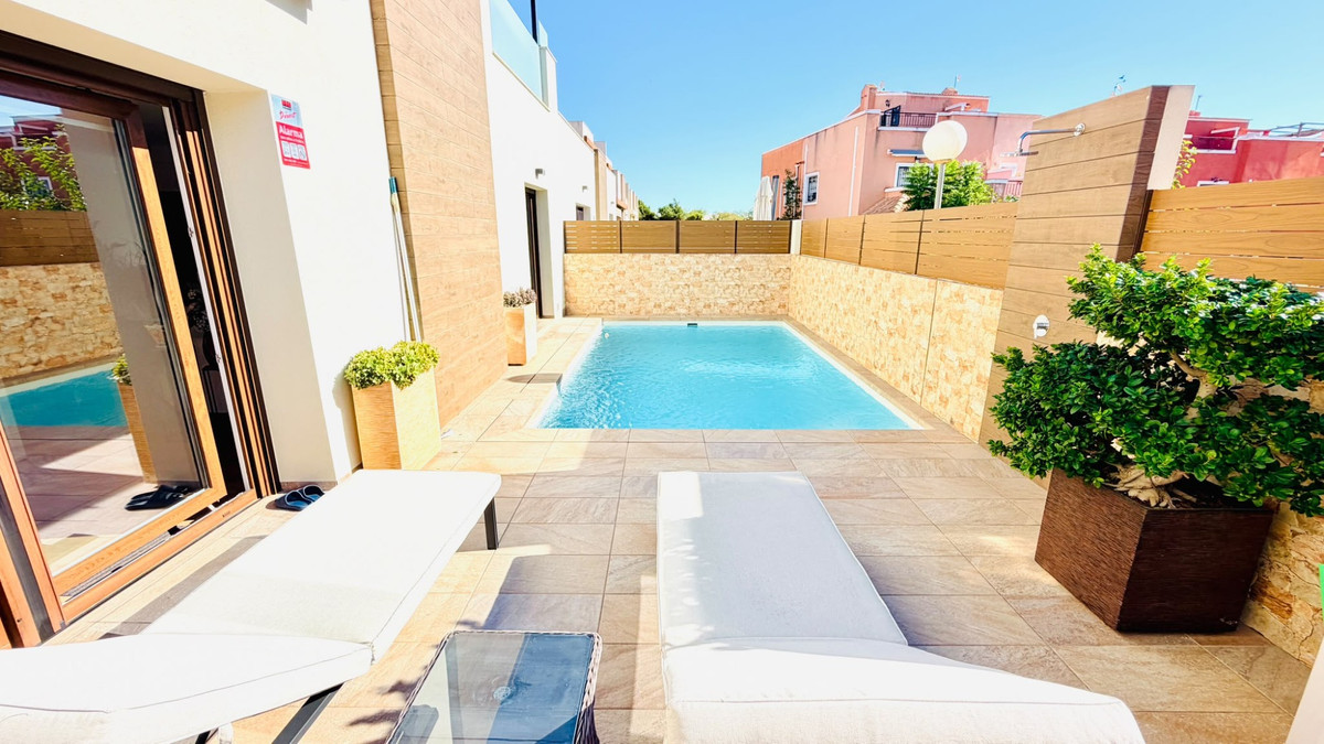 Huis te koop in Los Montesinos | 3 slaapkamers H5497093