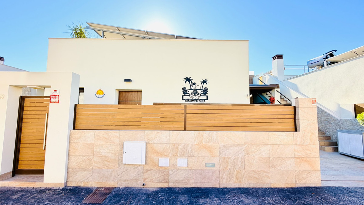 Huis te koop in Los Montesinos | 3 slaapkamers H5497093