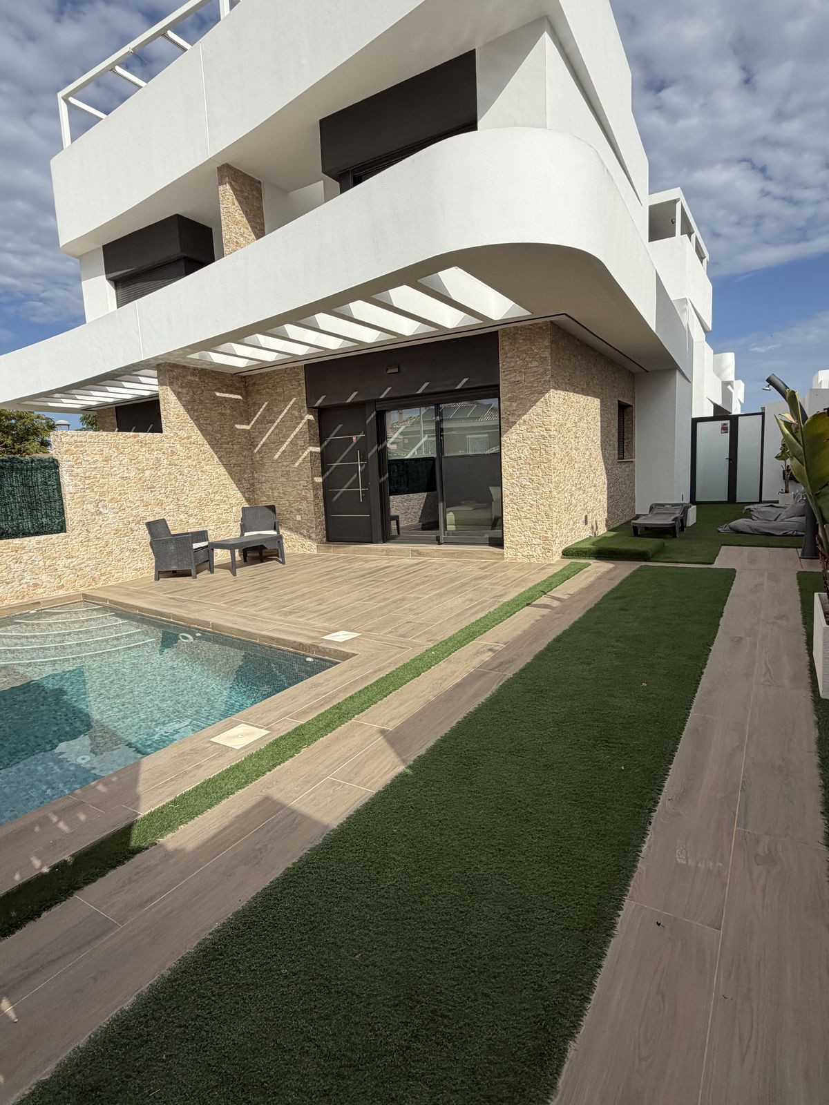 Quad te koop in Los Montesinos | 2 slaapkamers H5500372