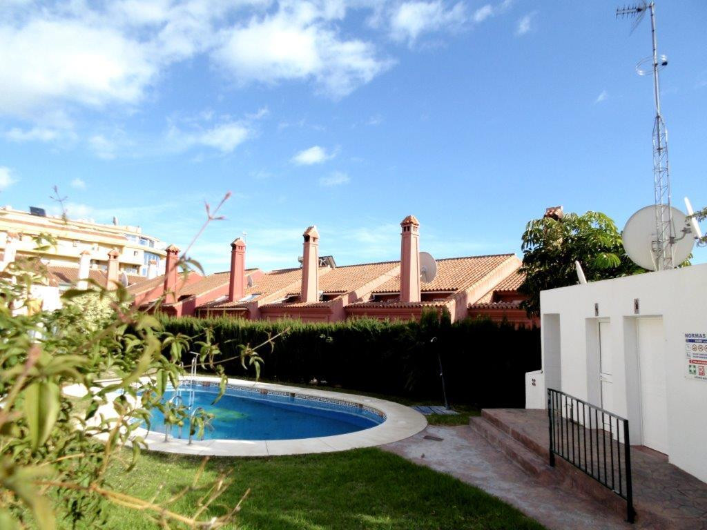 Geschakelde Woning in Los Pacos-1