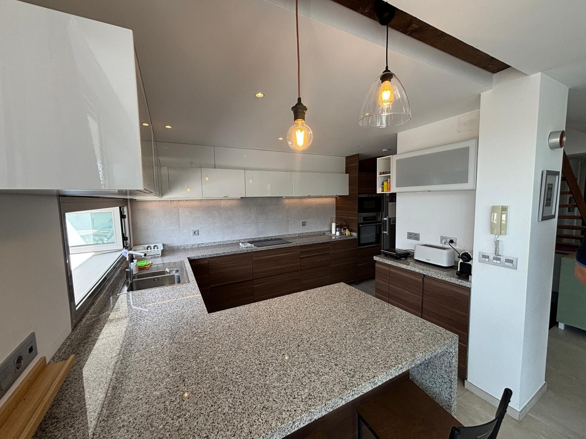 Huis te koop in Los Pacos | 4 slaapkamers H5153542