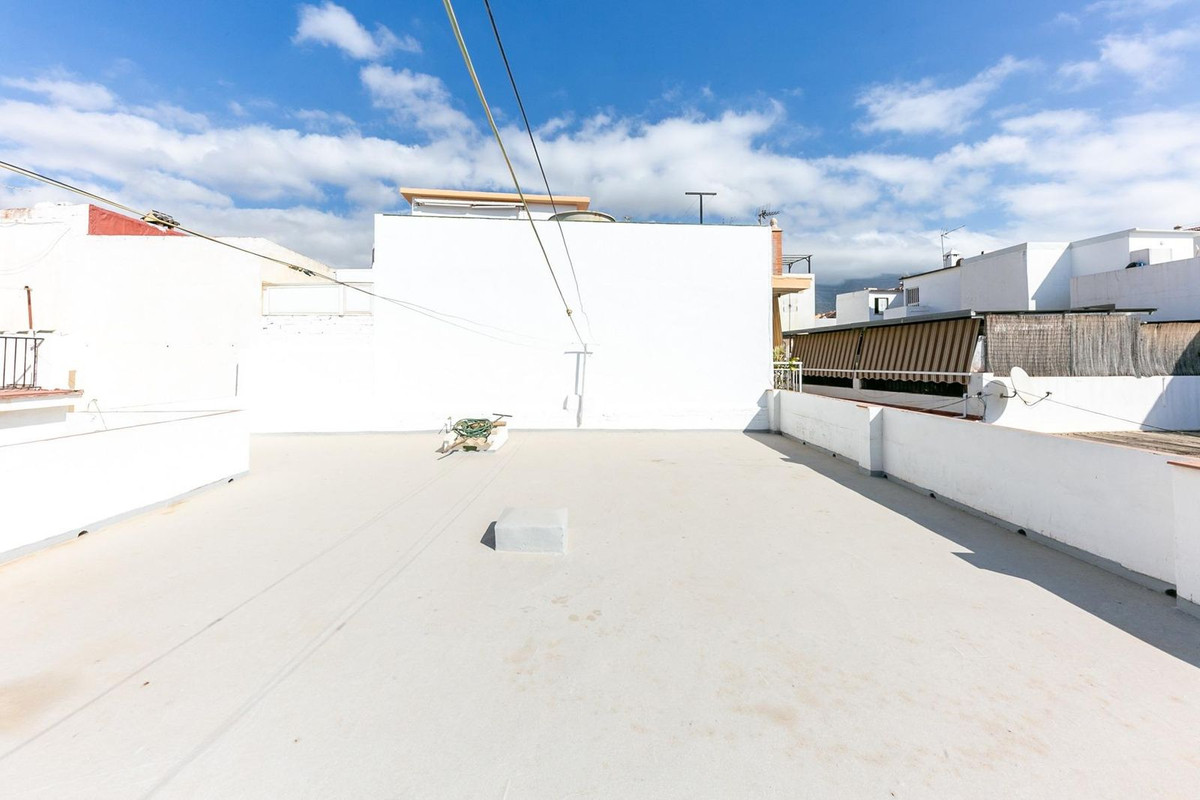 Huis te koop in Los Pacos | 4 slaapkamers H5251282