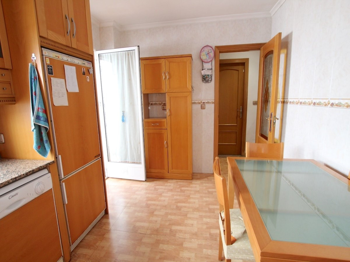 Huis te koop in Los Palacios | 3 slaapkamers H5400325