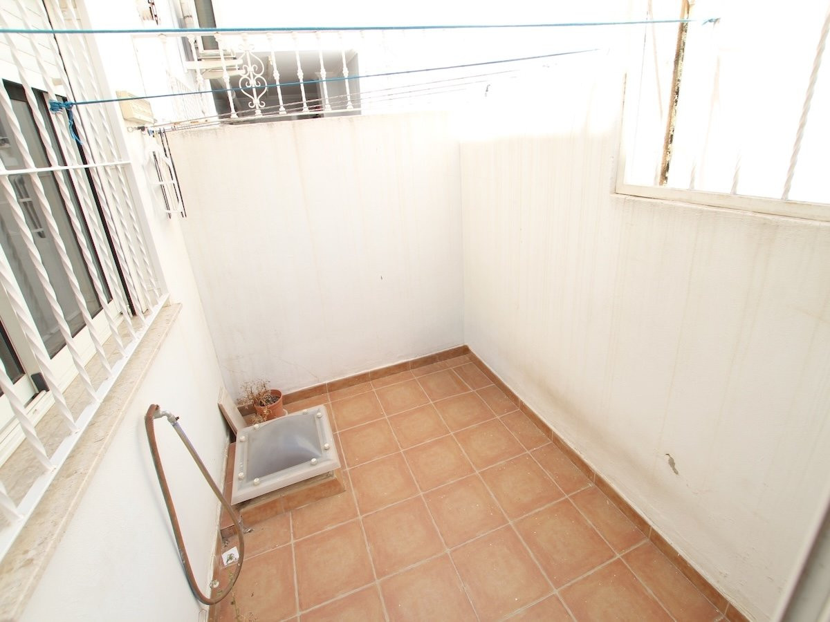Huis te koop in Los Palacios | 3 slaapkamers H5400325