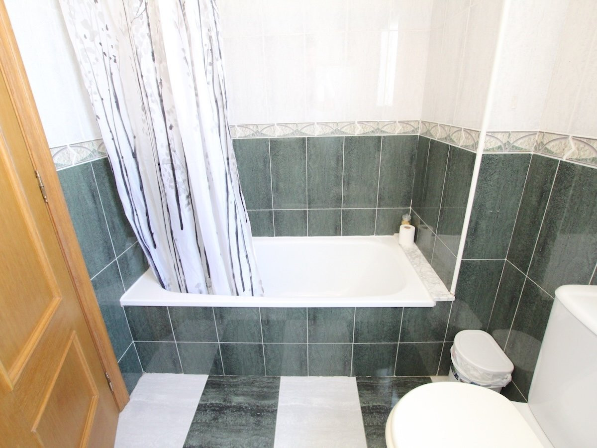 Huis te koop in Los Palacios | 3 slaapkamers H5400325