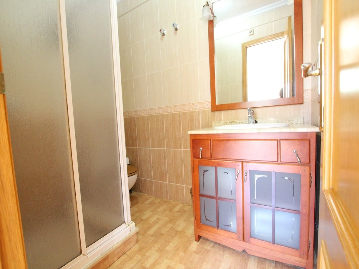 Huis te koop in Los Palacios | 3 slaapkamers H5400325