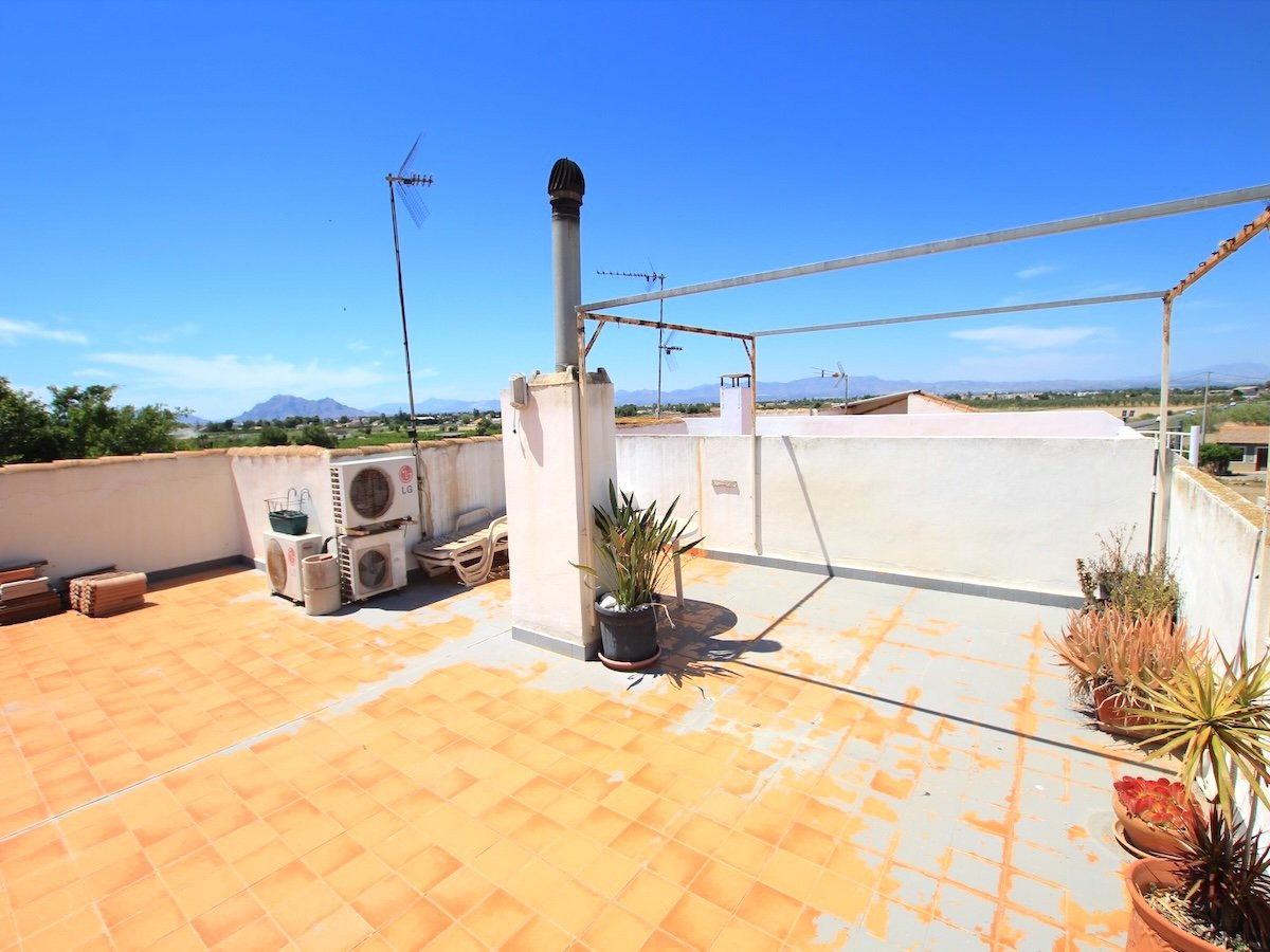 Huis te koop in Los Palacios | 3 slaapkamers H5400325