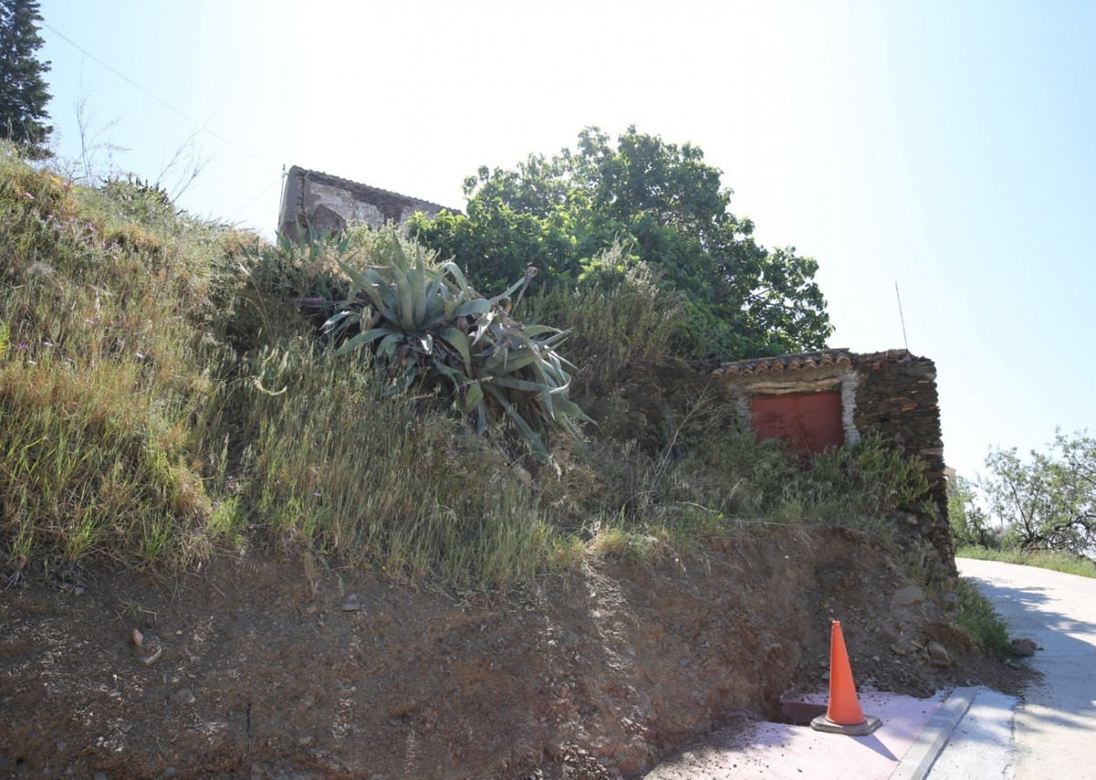 Semi-Vrijstaande Villa in Macharaviaya-2