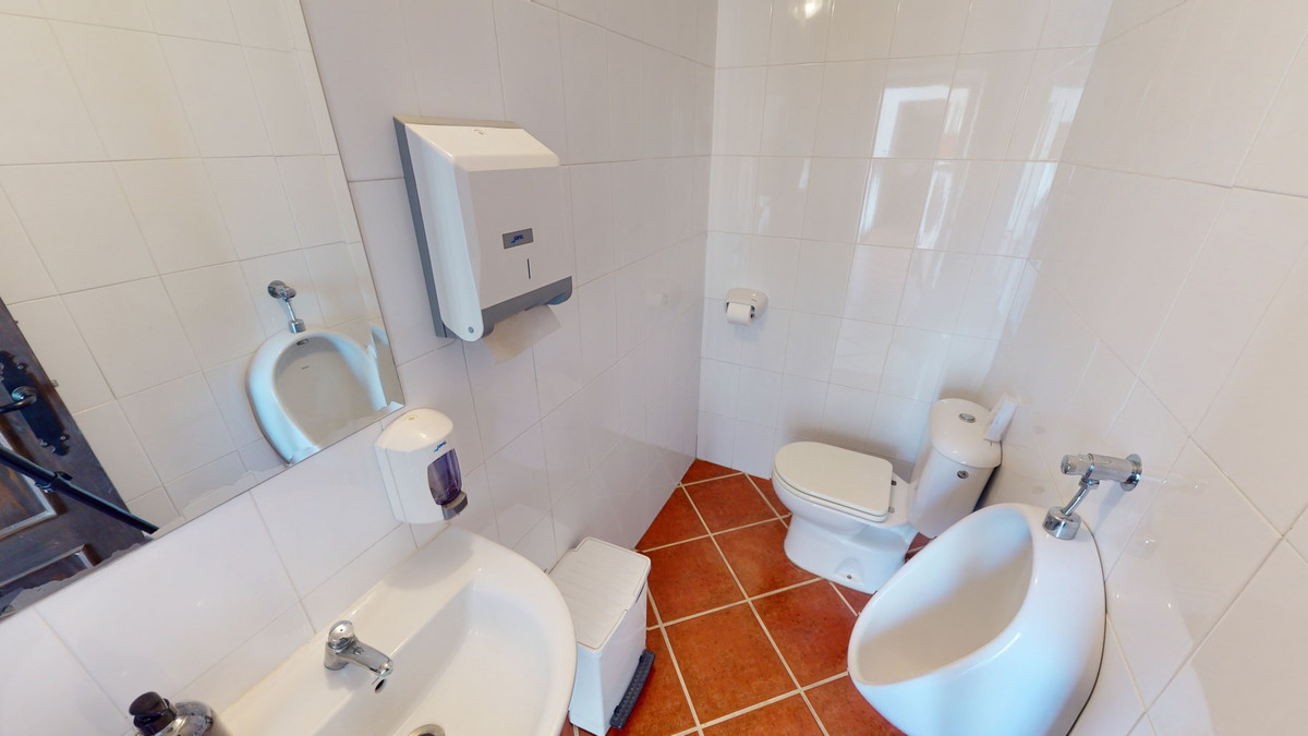 Huis te koop in Macharaviaya | 7 slaapkamers H5123257