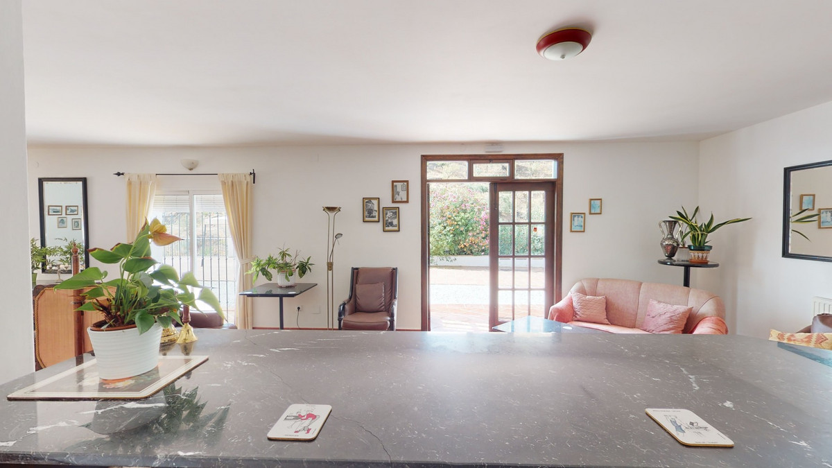 Huis te koop in Macharaviaya | 7 slaapkamers H5123257