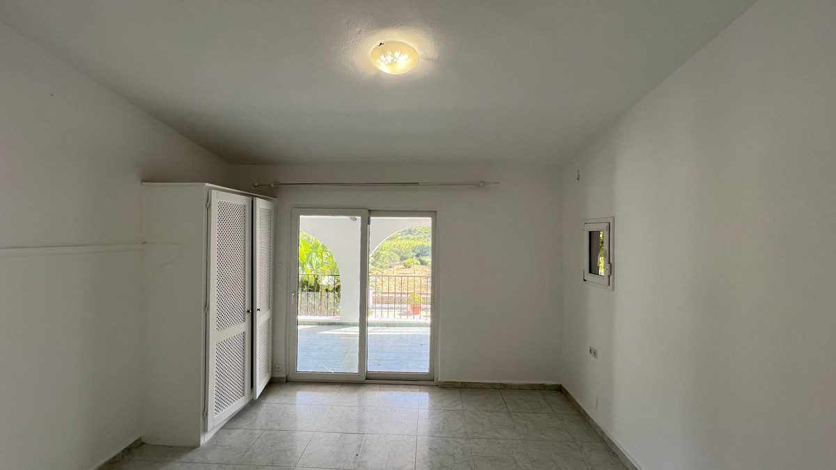 Property main view 33