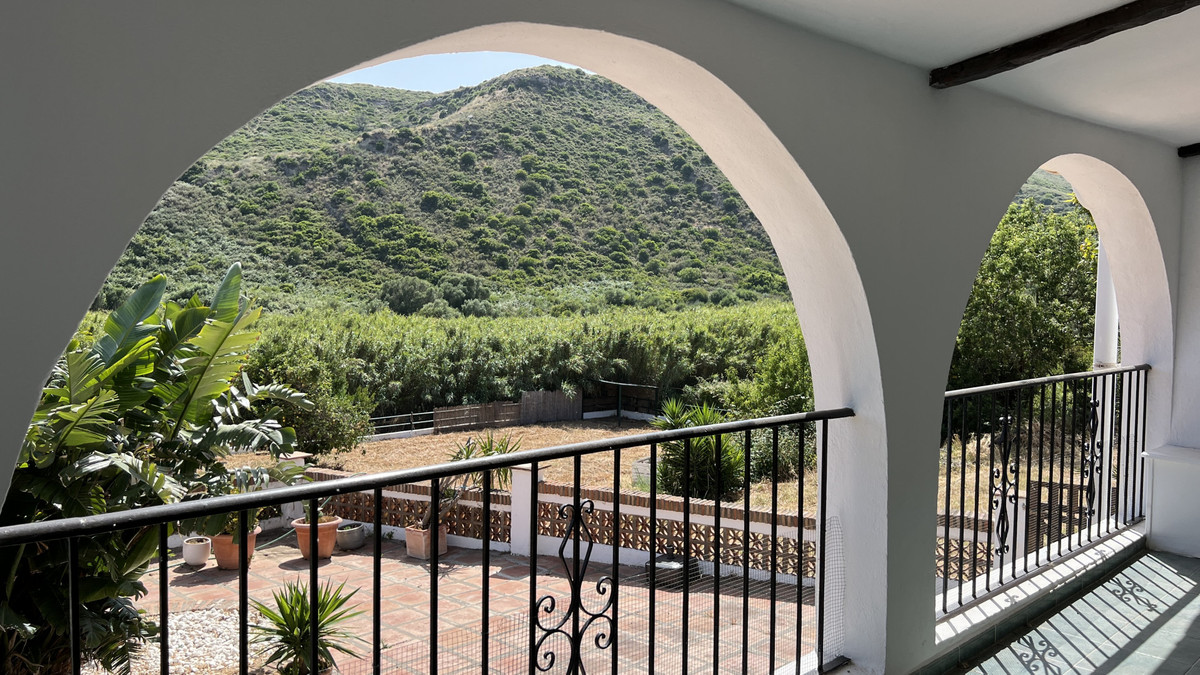 Property main view 40